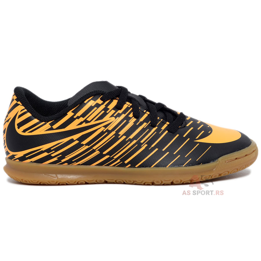 youth size 2 soccer cleats