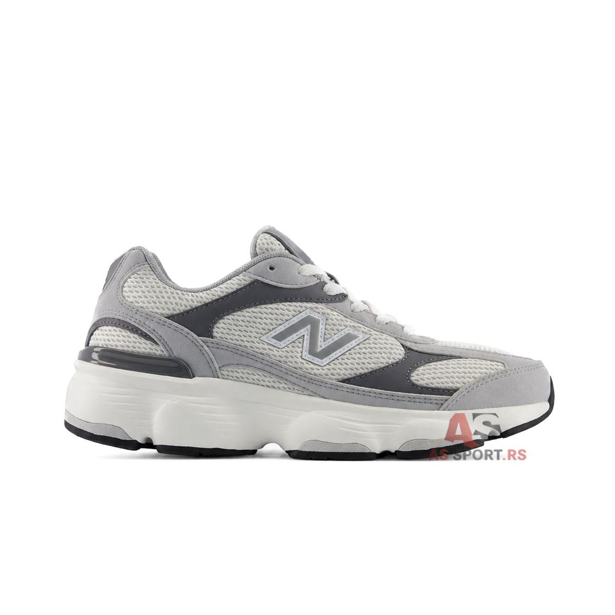 New Balance 603