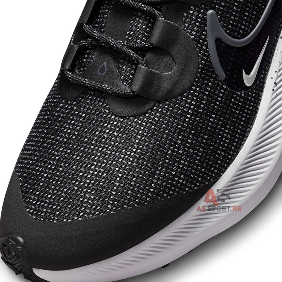 Zoom Winflo 8 Shield 43 DC3727-001-61Rc